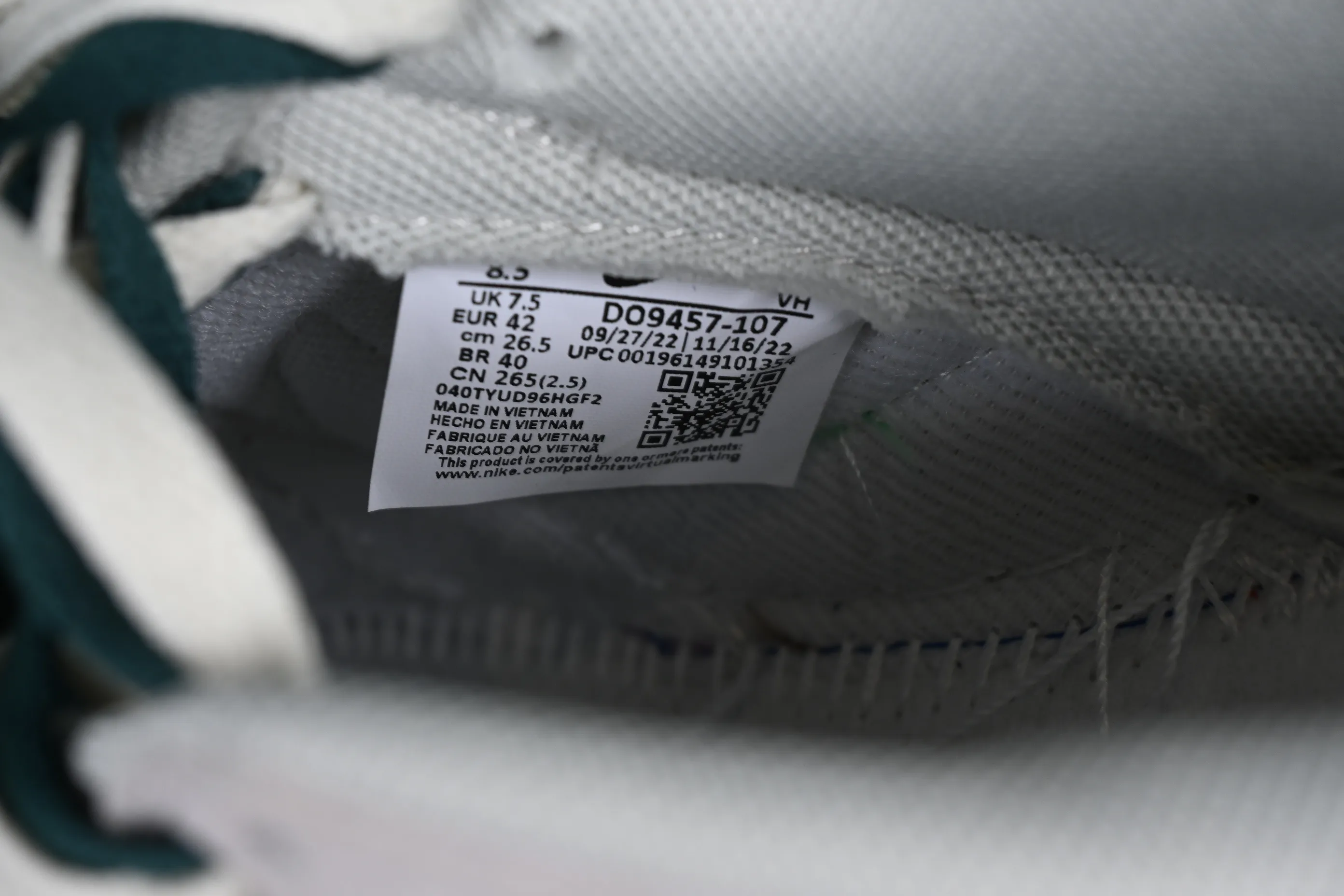 All Categories Nk SB Dunk Series Nk SB Dunk Low Low-top sneakers Cost-effective version Nk SB Dunk Low "85" double hook SB low-top sports and leisure sneakers DO9457-107